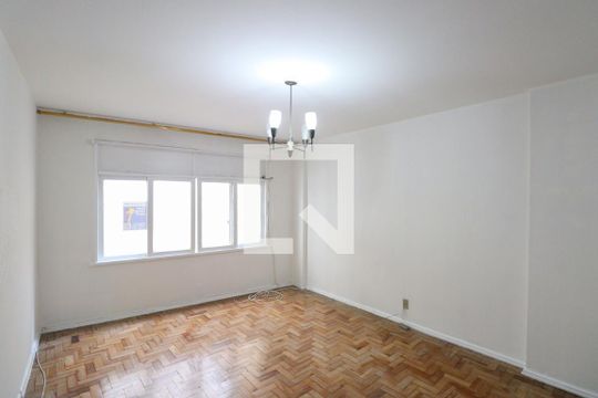 Sala de apartamento à venda com 1 quarto, 8m² em Centro, Niterói