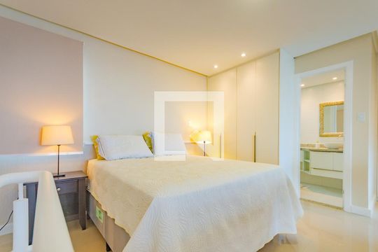 SUITE de apartamento para alugar com 1 quarto, 86m² em Barra, Salvador