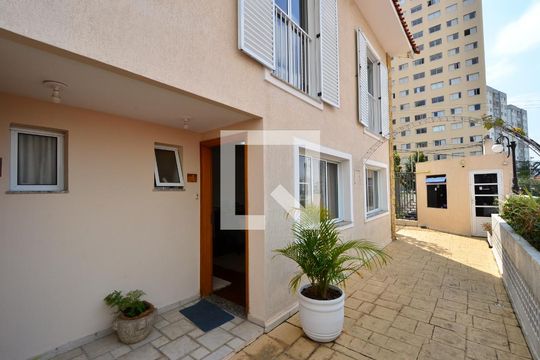Área Externa de casa de condomínio à venda com 3 quartos, 160m² em Vila da Saúde, São Paulo
