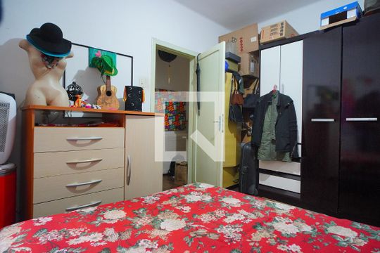 Quarto de apartamento à venda com 1 quarto, 38m² em São Geraldo, Porto Alegre