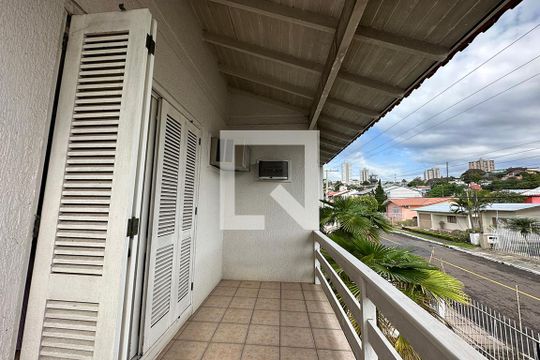 Varanda de casa à venda com 5 quartos, 300m² em Mauá, Novo Hamburgo