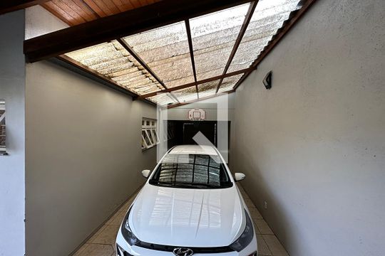Garagem de casa à venda com 5 quartos, 300m² em Mauá, Novo Hamburgo