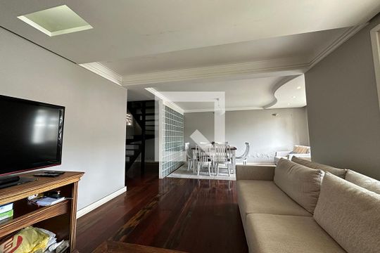 Sala de casa à venda com 5 quartos, 300m² em Mauá, Novo Hamburgo
