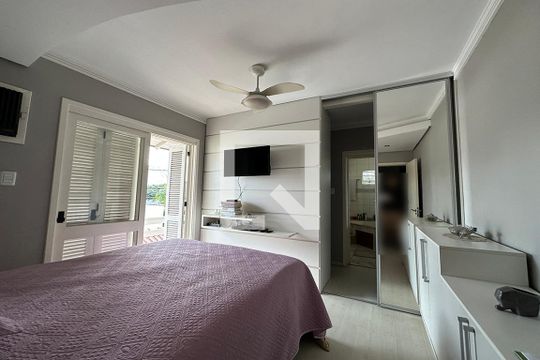Quarto 1 de casa à venda com 5 quartos, 300m² em Mauá, Novo Hamburgo