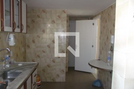 Cozinha  de apartamento à venda com 2 quartos, 180m² em Cachambi, Rio de Janeiro