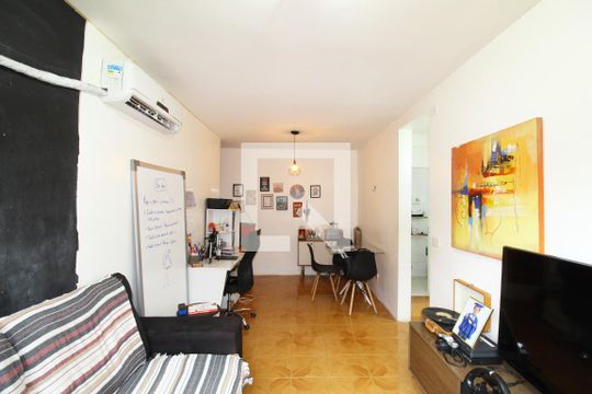 Sala de apartamento à venda com 2 quartos, 50m² em Jacarepaguá, Rio de Janeiro