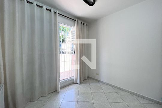 Suíte de casa à venda com 3 quartos, 126m² em Planalto Paulista, São Paulo