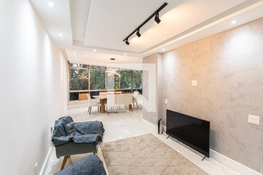 Sala 2 de apartamento à venda com 3 quartos, 200m² em Tijuca, Rio de Janeiro