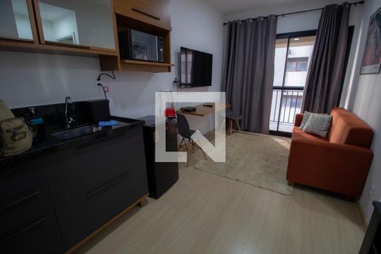 Cozinha de apartamento à venda com 1 quarto, 30m² em Perdizes, São Paulo