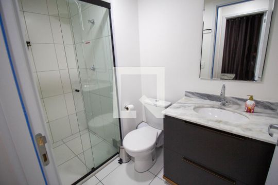 Banheiro de apartamento à venda com 1 quarto, 30m² em Perdizes, São Paulo