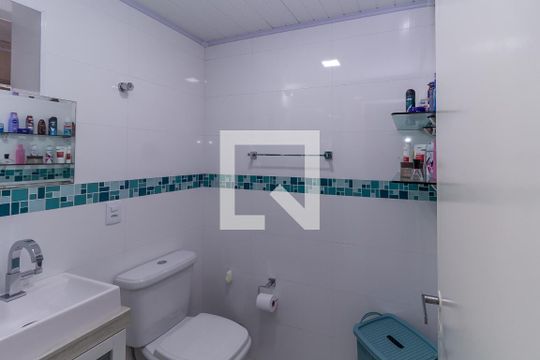 Banheiro de apartamento à venda com 2 quartos, 48m² em Jardim Angela (zona Leste), São Paulo