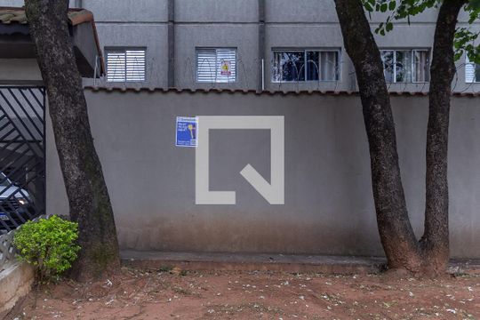 Plaquinha de apartamento à venda com 2 quartos, 48m² em Jardim Angela (zona Leste), São Paulo