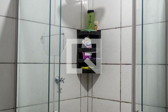 Banheiro de casa à venda com 2 quartos, 40m² em Hípica, Porto Alegre