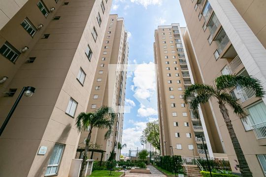 Fachada de apartamento à venda com 3 quartos, 73m² em Parque São Jorge, São Paulo