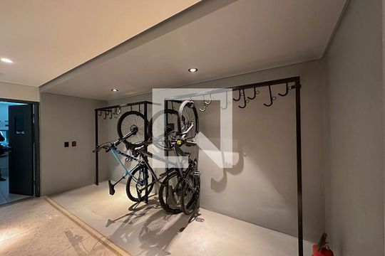 Biciccletario de kitnet/studio para alugar com 1 quarto, 24m² em Brooklin Paulista, São Paulo