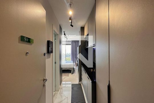 Cozinha de kitnet/studio para alugar com 1 quarto, 24m² em Brooklin Paulista, São Paulo