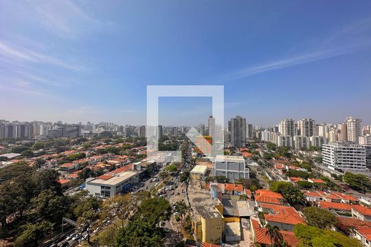 Vista Piscina de kitnet/studio para alugar com 1 quarto, 24m² em Brooklin Paulista, São Paulo