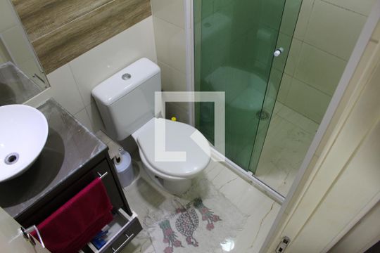 Banheiro de apartamento para alugar com 2 quartos, 37m² em Cidade Satélite Santa Bárbara, São Paulo