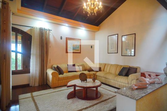 Sala  de casa à venda com 3 quartos, 450m² em Hamburgo Velho, Novo Hamburgo