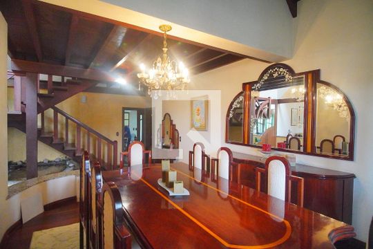 Sala de Jantar 1 de casa à venda com 3 quartos, 450m² em Hamburgo Velho, Novo Hamburgo