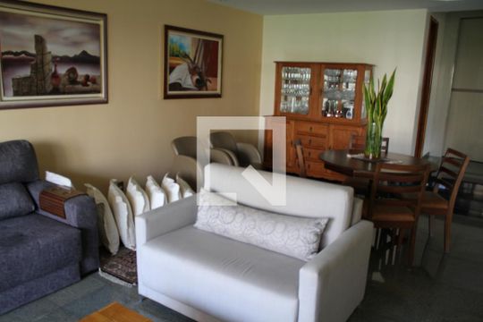 Sala de apartamento à venda com 4 quartos, 250m² em Setor Bueno, Goiânia