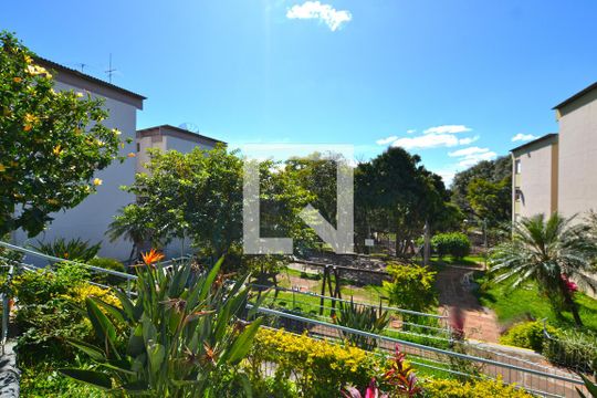 Apartamento à venda com 2 quartos, 49m² em Santo Antônio, Porto Alegre