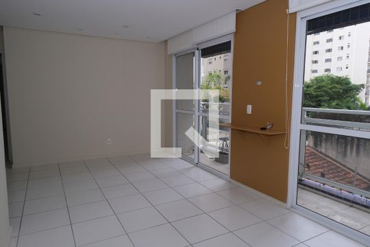 Sala de apartamento para alugar com 3 quartos, 95m² em Pinheiros, São Paulo