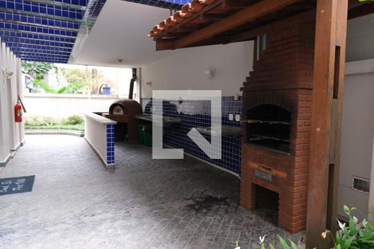 Área comum de apartamento para alugar com 3 quartos, 95m² em Pinheiros, São Paulo