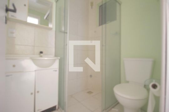 Banheiro de apartamento à venda com 2 quartos, 40m² em Estância Velha, Canoas