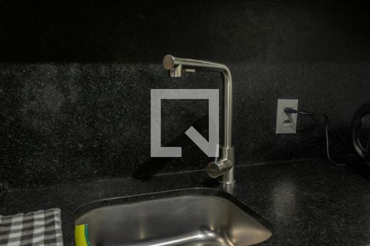 Cozinha de kitnet/studio para alugar com 1 quarto, 25m² em Centro Histórico, Porto Alegre