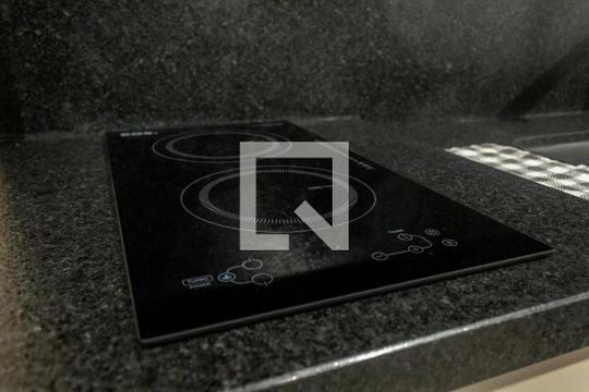 Cozinha de kitnet/studio para alugar com 1 quarto, 25m² em Centro Histórico, Porto Alegre