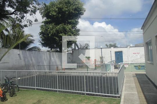 Área comum de apartamento para alugar com 2 quartos, 43m² em Jardim das Margaridas, Salvador