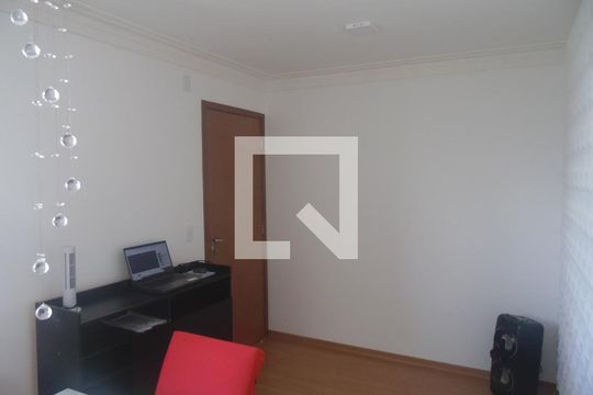 Sala  de apartamento para alugar com 2 quartos, 43m² em Jardim das Margaridas, Salvador