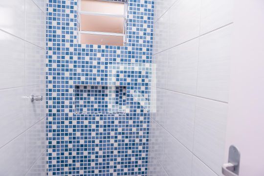 Banheiro de casa para alugar com 1 quarto, 41m² em Parque Cisper, São Paulo
