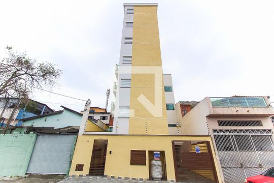 Fachada de apartamento para alugar com 2 quartos, 36m² em Cidade Líder, São Paulo