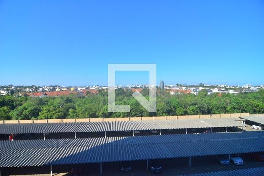 Vista Sala de apartamento à venda com 2 quartos, 74m² em Marechal Rondon, Canoas