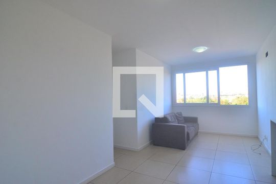 Apartamento à venda com 2 quartos, 74m² em Marechal Rondon, Canoas