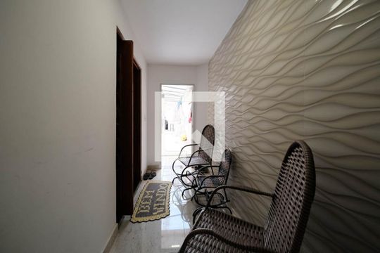 Área externa de casa para alugar com 3 quartos, 150m² em  Eng. Goulart, São Paulo