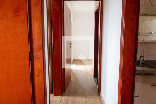 Corredor de apartamento para alugar com 3 quartos, 114m² em Jardim Macarenko, Sumaré