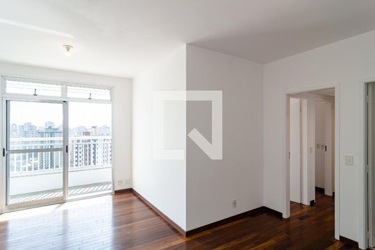 Apartamento para alugar com 3 quartos, 81m² em Parque Imperial, São Paulo