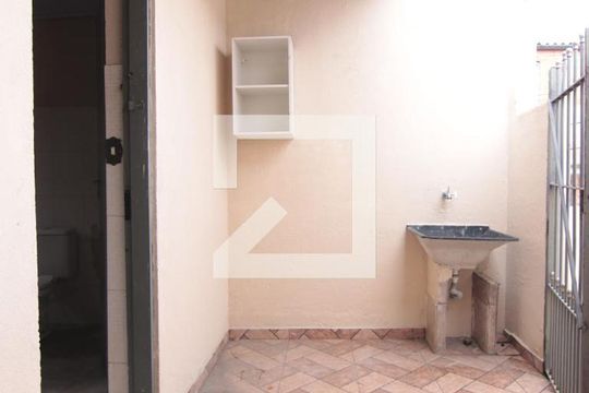 Área de Serviço de casa para alugar com 1 quarto, 37m² em Vila Matilde, São Paulo