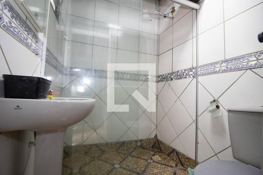 Banheiro Social de casa para alugar com 4 quartos, 102m² em Taguatinga Norte (taguatinga), Brasília