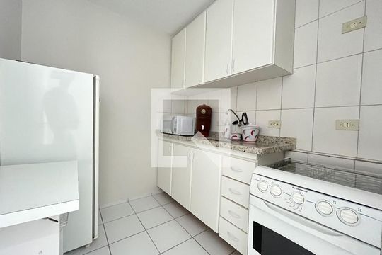 Cozinha  de apartamento à venda com 1 quarto, 40m² em Jabaquara, São Paulo