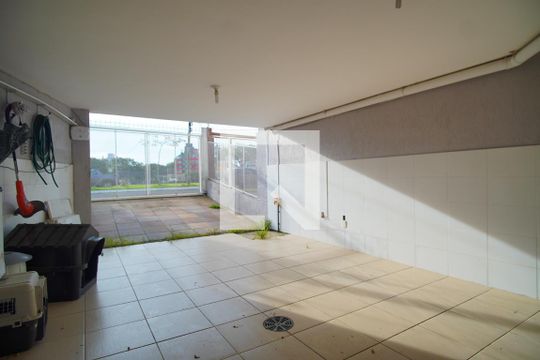 Garagem de casa à venda com 3 quartos, 162m² em Jardim Itu Sabará, Porto Alegre