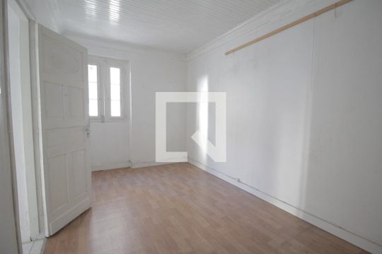 Quarto 1 de casa à venda com 5 quartos, 184m² em Floresta, Porto Alegre
