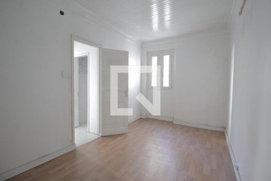 Quarto 1 de casa à venda com 5 quartos, 184m² em Floresta, Porto Alegre