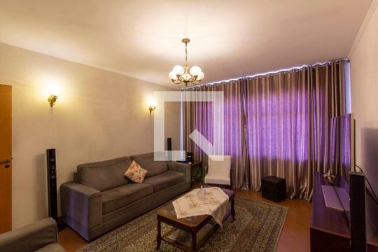 Casa à venda com 3 quartos, 299m² em Vila Ré, São Paulo
