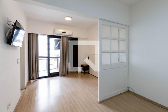 Sala/Cozinha de kitnet/studio à venda com 1 quarto, 40m² em Campos Elíseos, São Paulo