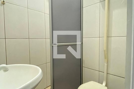 Banheiro de casa para alugar com 3 quartos, 96m² em Duque de Caxias, São Leopoldo