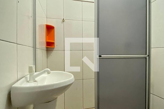 Banheiro de casa para alugar com 3 quartos, 96m² em Duque de Caxias, São Leopoldo